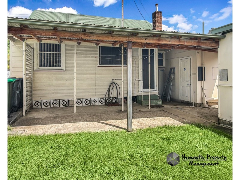 14 Lachlan Road, Cardiff NSW 2285