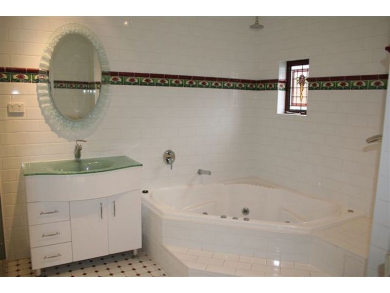 4 Stevenson Place, Newcastle East NSW 2300