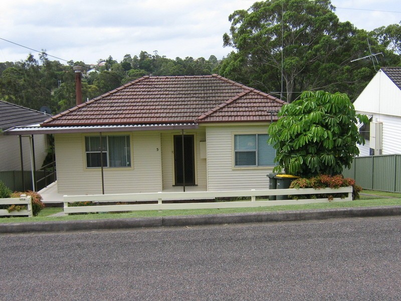 5  Hill Street, Cardiff NSW 2285