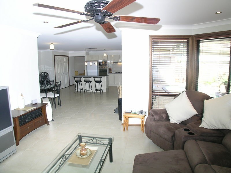 Cameron Park NSW 2285