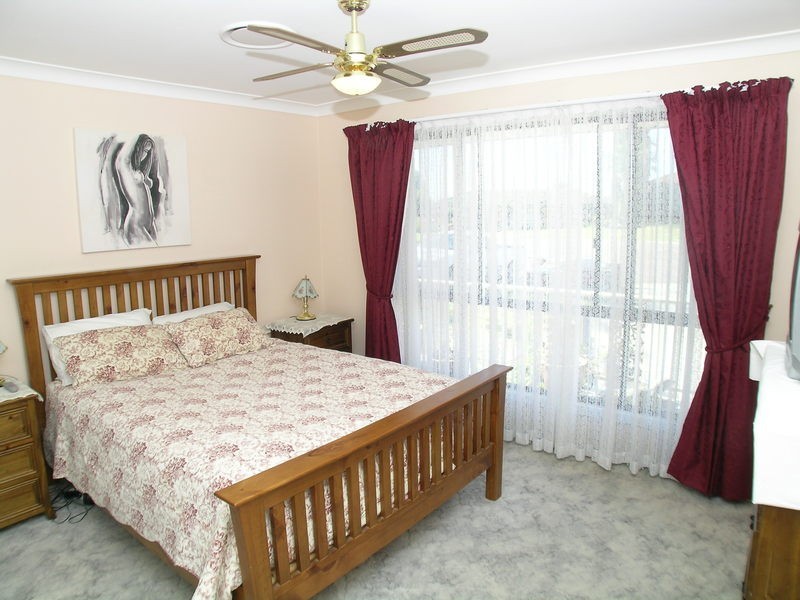 Macquarie Hills NSW 2285