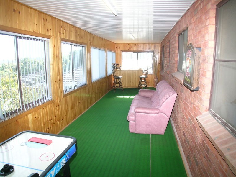 Macquarie Hills NSW 2285