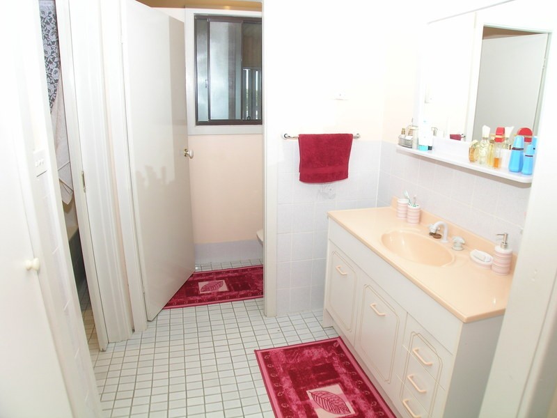 Macquarie Hills NSW 2285