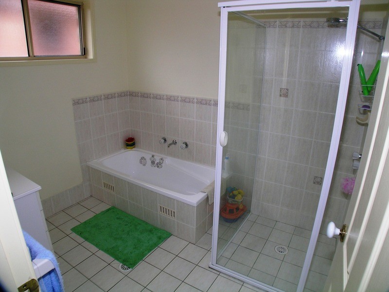 Macquarie Hills NSW 2285