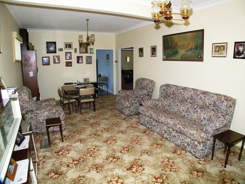 13 Fifth Street, Cardiff NSW 2285