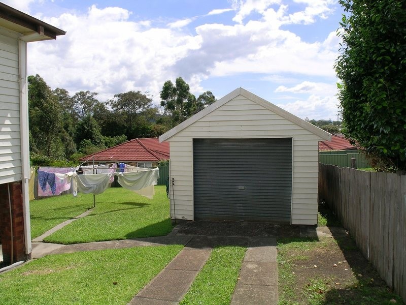 13 Fifth Street, Cardiff NSW 2285