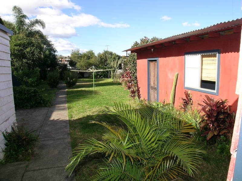 10 Lachlan Road, Cardiff NSW 2285