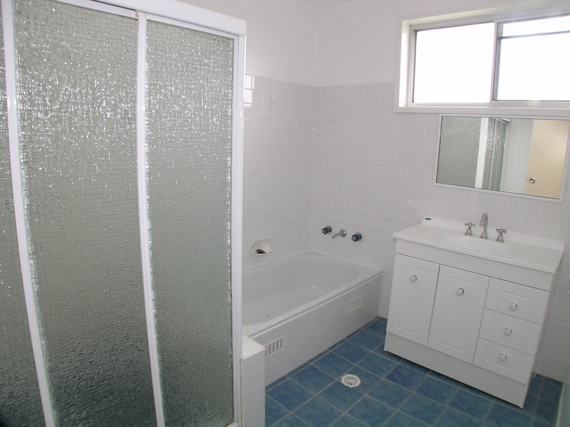 1 Robert Street, Argenton NSW 2284