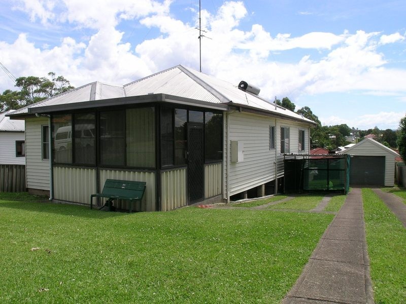 13 Fifth Street, Cardiff NSW 2285