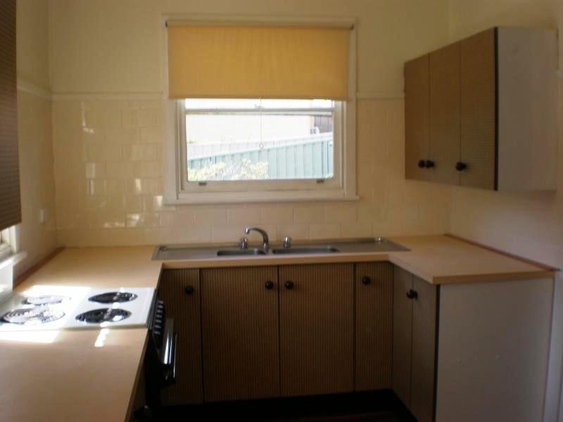 6 Kathleen Street, Cardiff NSW 2285