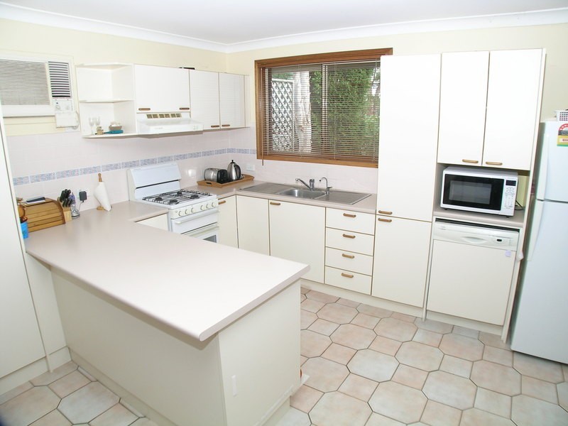 Macquarie Hills NSW 2285