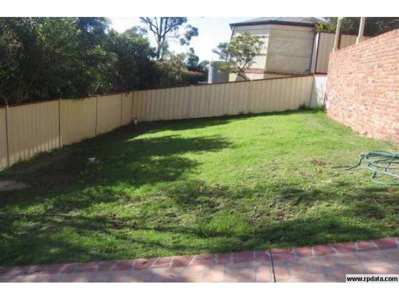 22 Gelfius Crescent, Macquarie Hills NSW 2285