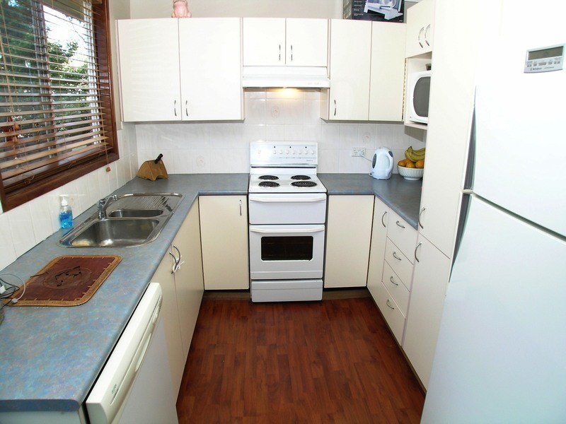 42 Delasala Drive, Macquarie Hills NSW 2285