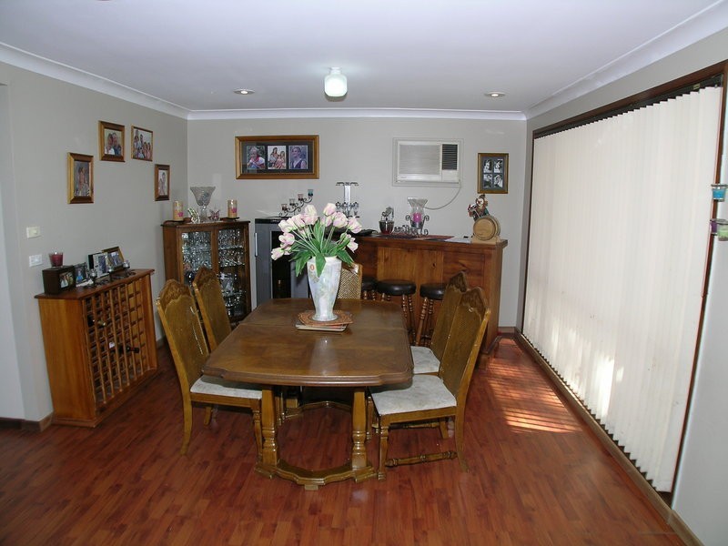 42 Delasala Drive, Macquarie Hills NSW 2285