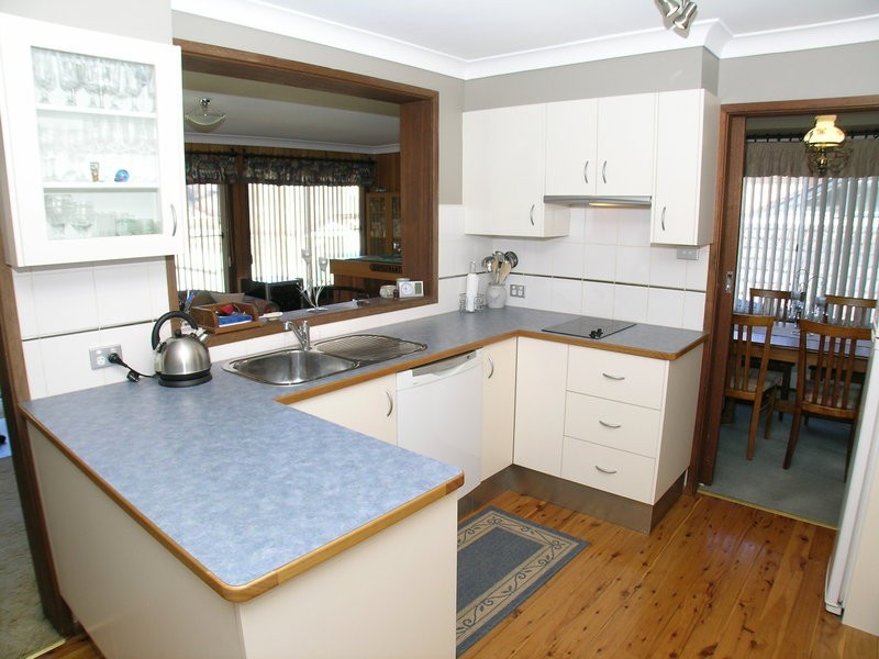 Macquarie Hills NSW 2285