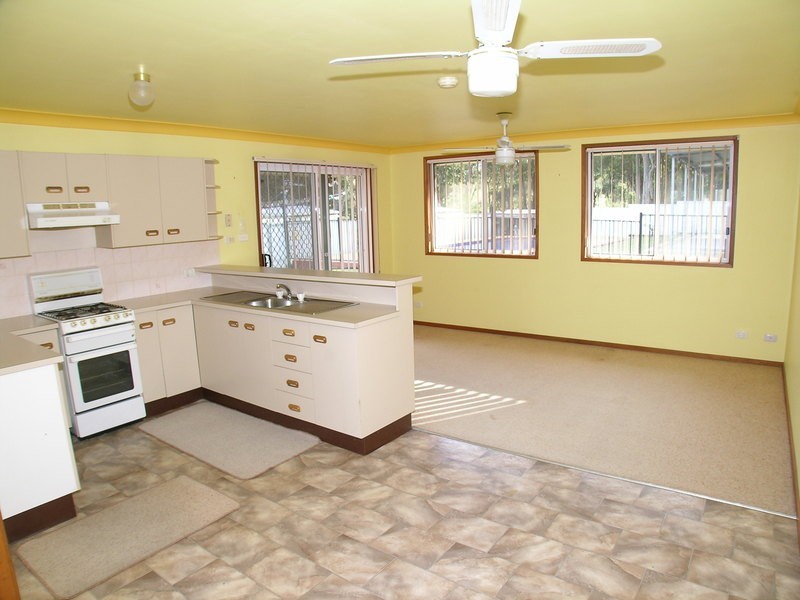 16 Benjamin Drive, Wallsend NSW 2287