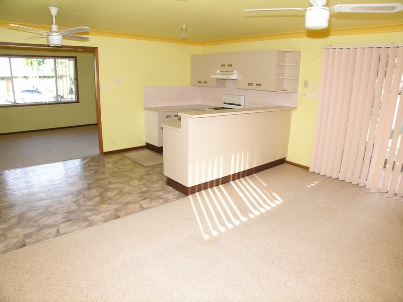 16 Benjamin Drive, Wallsend NSW 2287