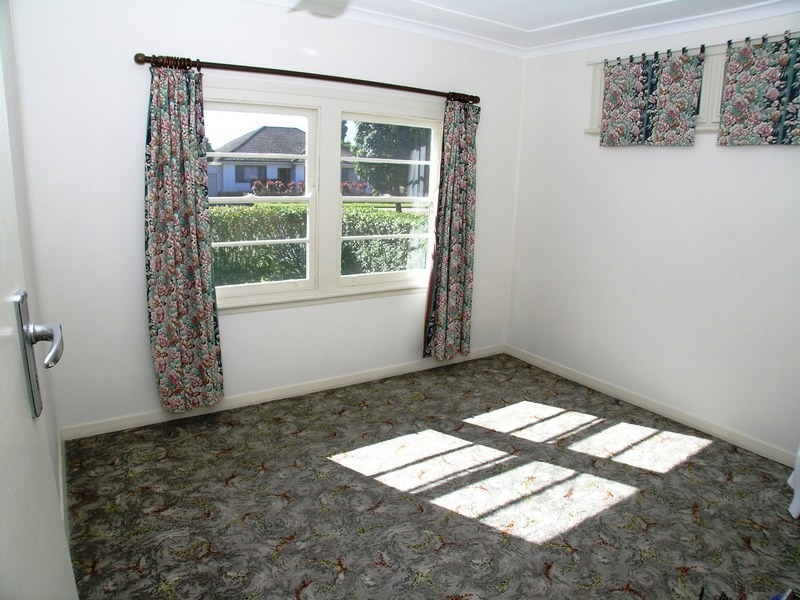 17 Carnley Avenue, New Lambton NSW 2305