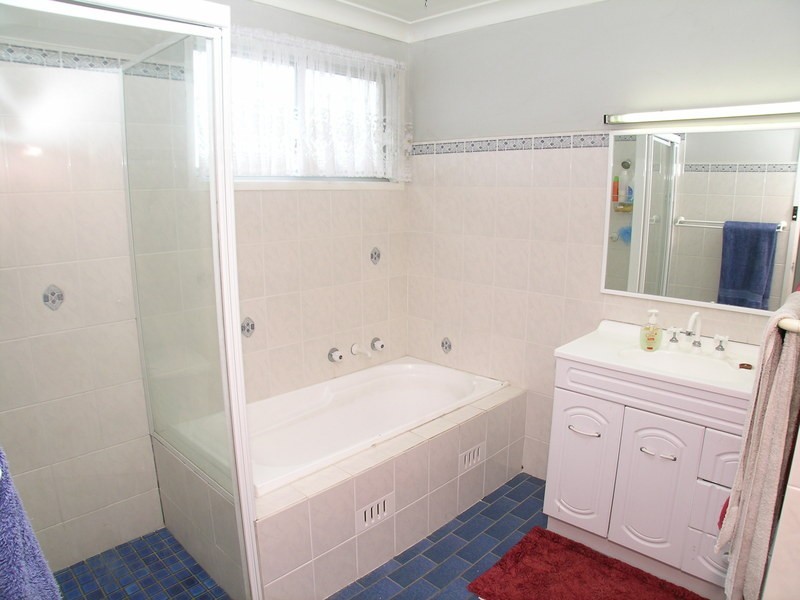 Macquarie Hills NSW 2285