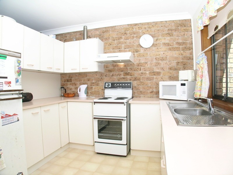 4/10 Newcastle Street, Cardiff NSW 2285