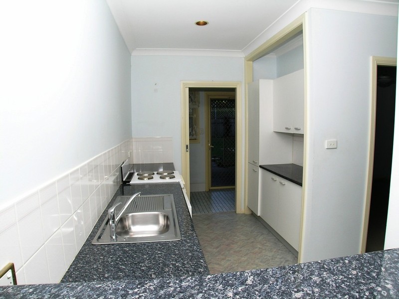 2/304 The Esplanade, Speers Point NSW 2284