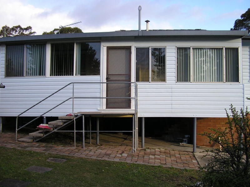 5 Granada Avenue, Macquarie Hills NSW 2285