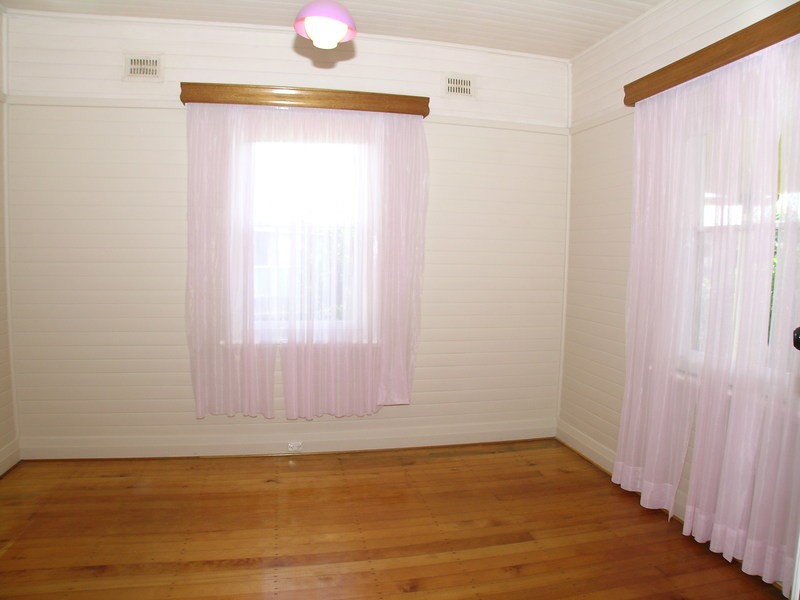 14 Charles Street, Edgeworth NSW 2285