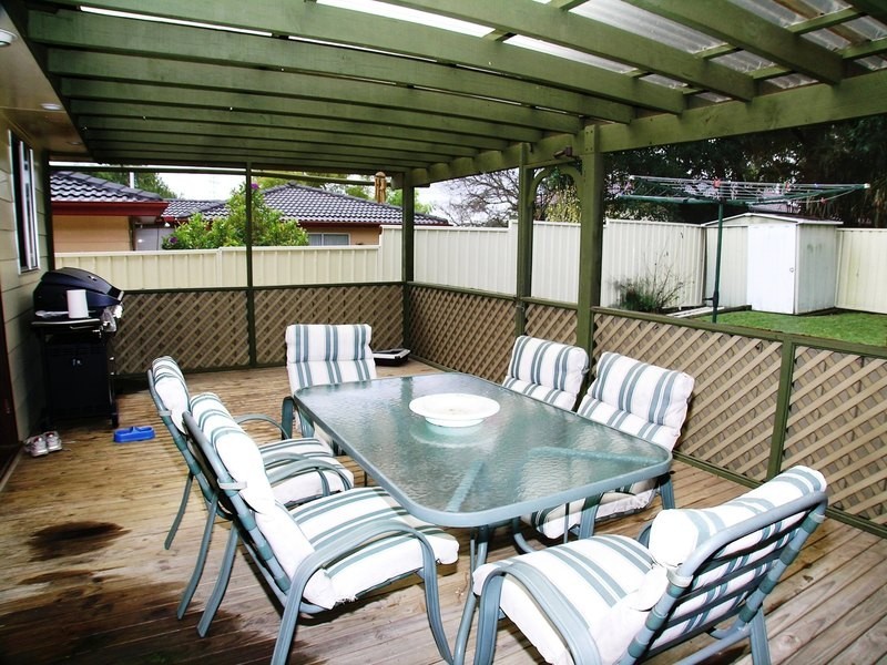 118 Lawson Road, Macquarie Hills NSW 2285