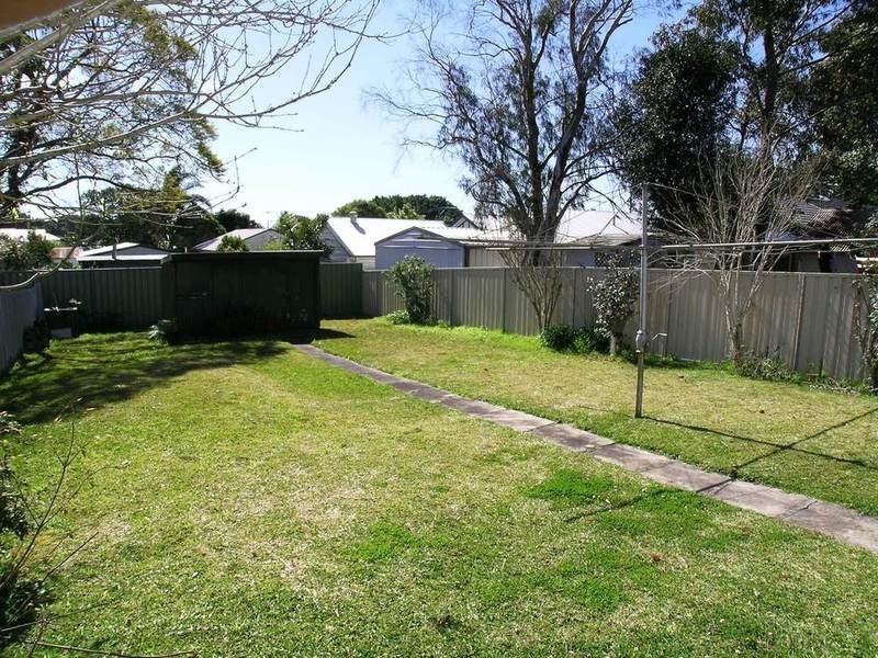 Mayfield NSW 2304