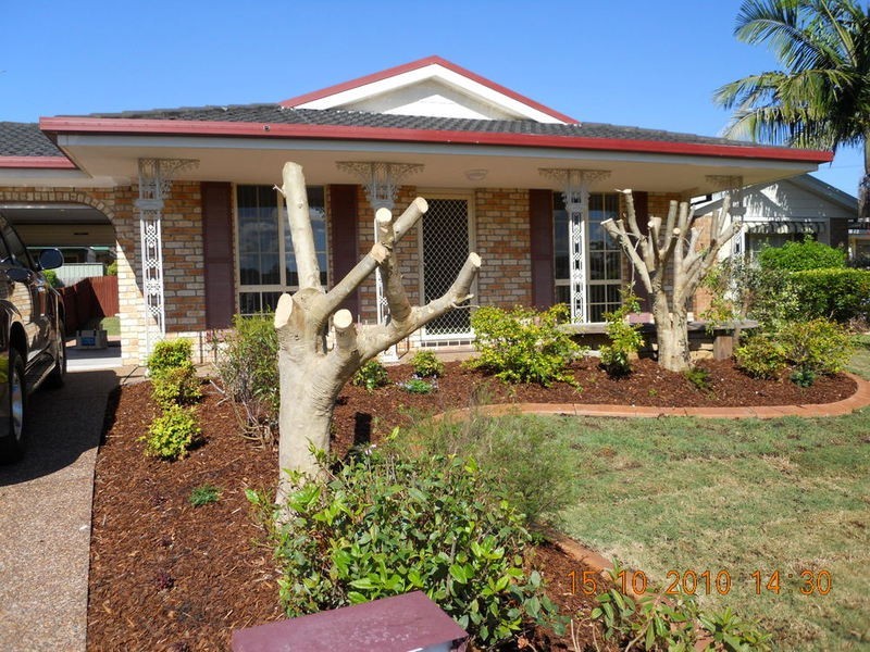 15 John Howe Crescent, Glendale NSW 2285