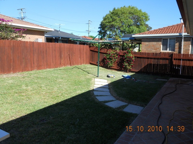 15 John Howe Crescent, Glendale NSW 2285