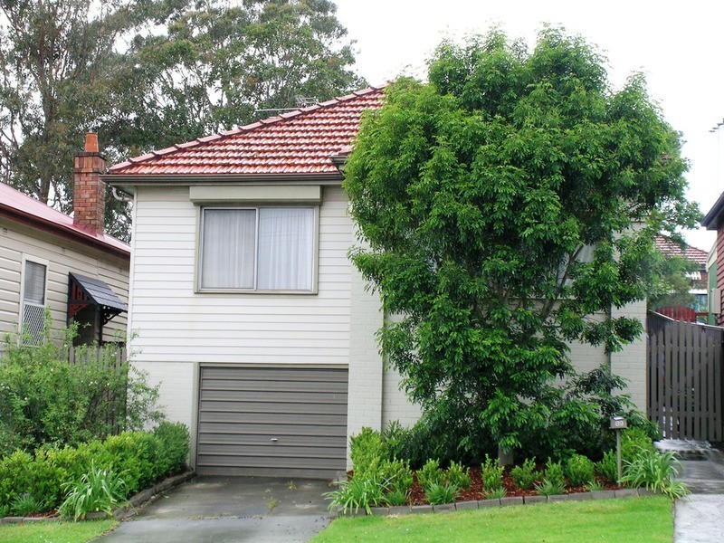 Mayfield NSW 2304