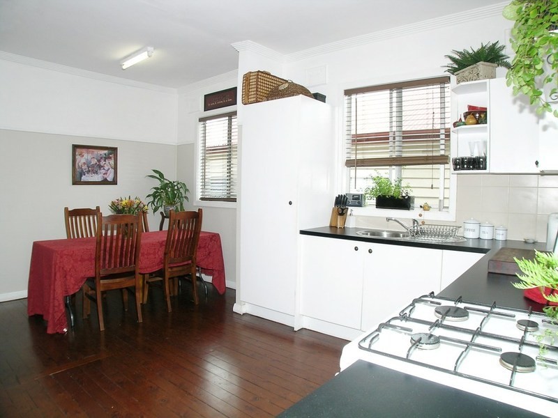 Mayfield NSW 2304