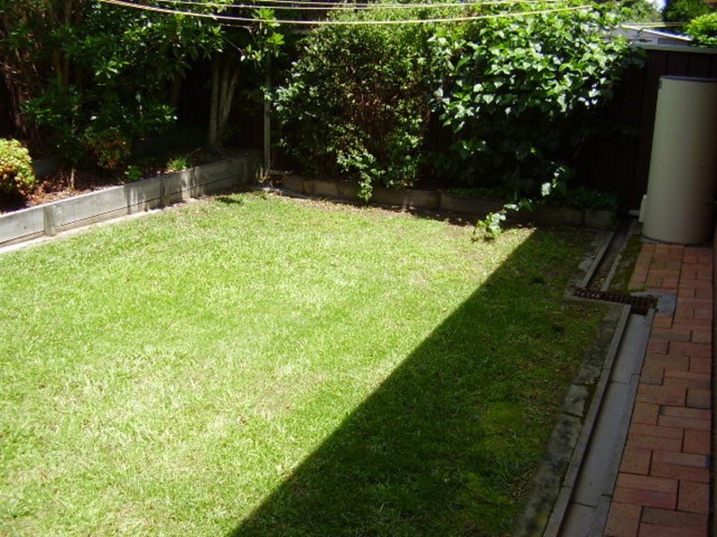 1/16 Ada Street, Cardiff South NSW 2285