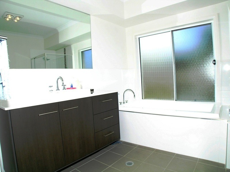 Cameron Park NSW 2285