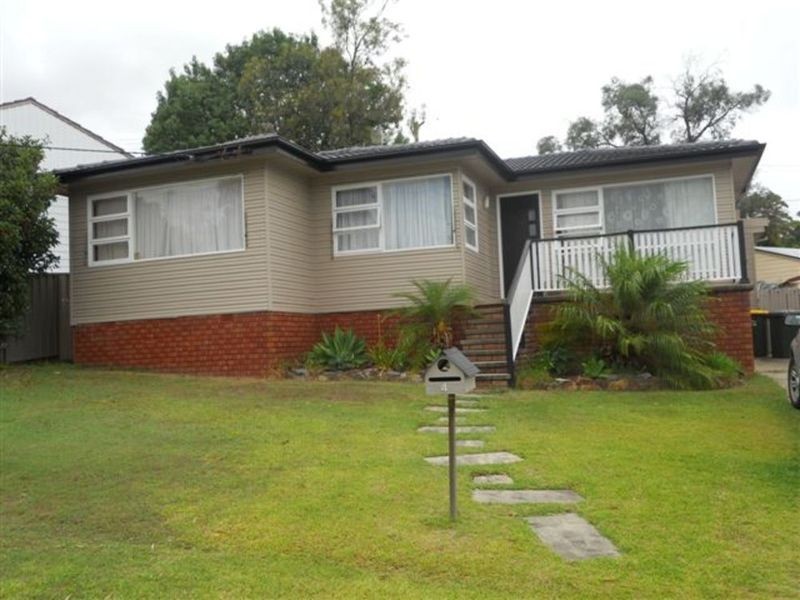 4 Granada Avenue, Macquarie Hills NSW 2285