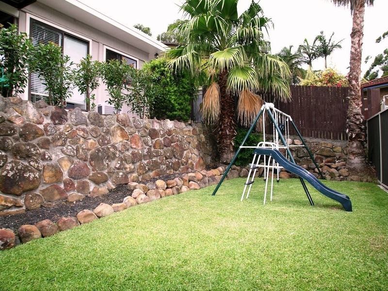 Macquarie Hills NSW 2285