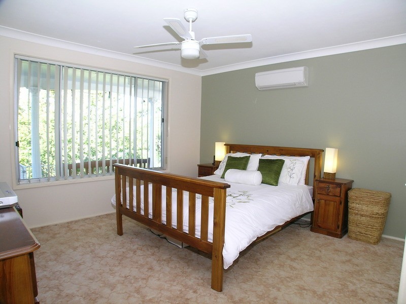 Macquarie Hills NSW 2285