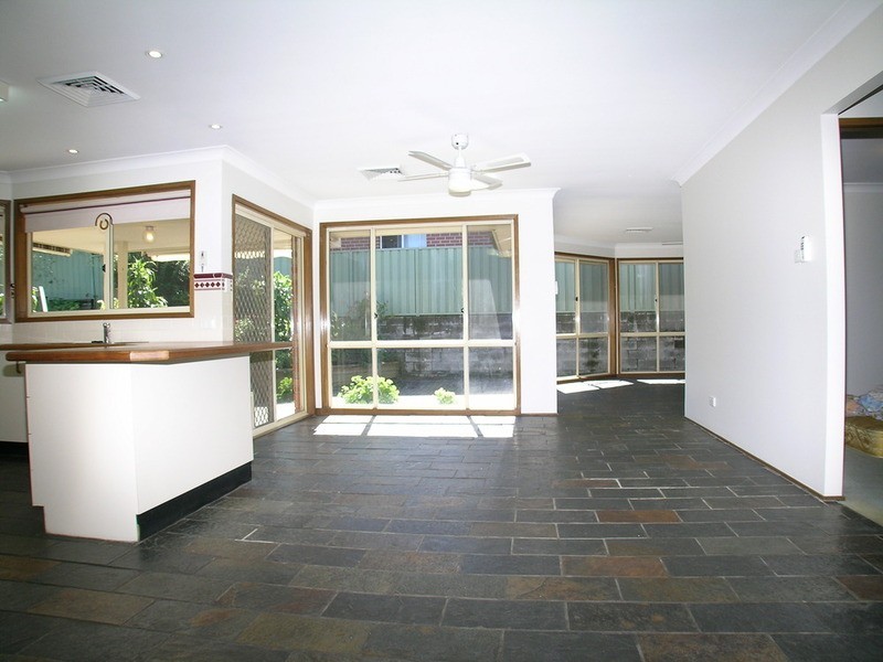 Lakelands NSW 2282