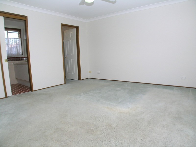 Lakelands NSW 2282