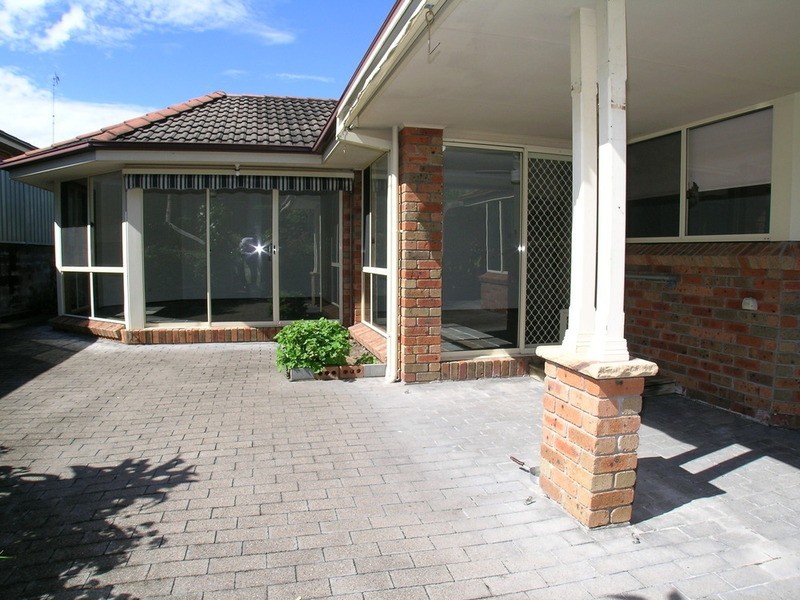 Lakelands NSW 2282