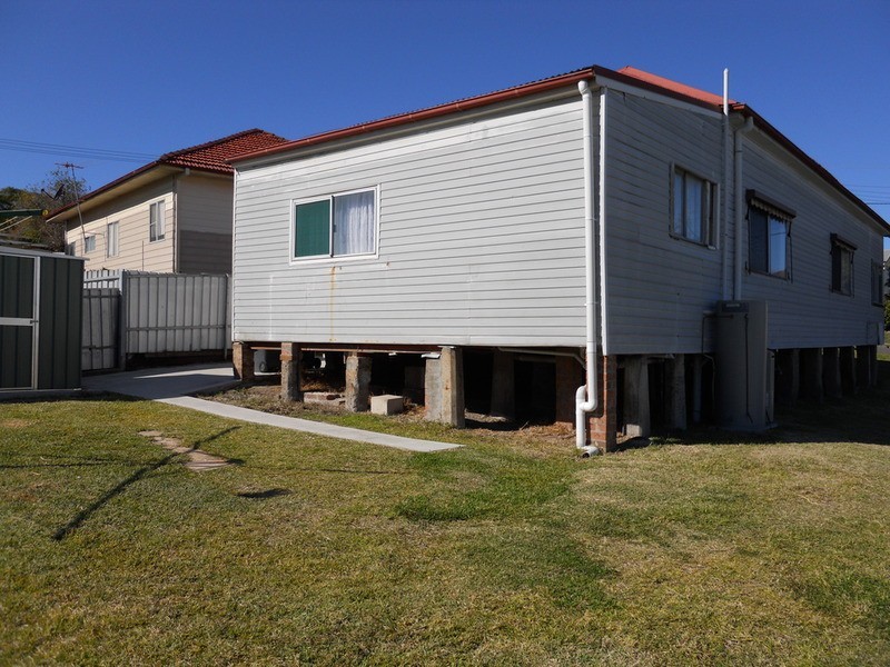 3 Chippindall Street, Speers Point NSW 2284