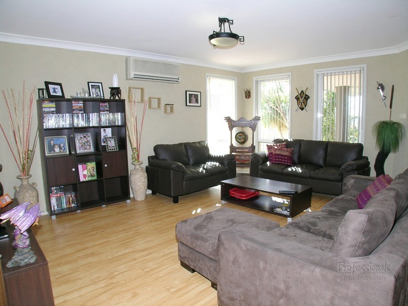 Macquarie Hills NSW 2285