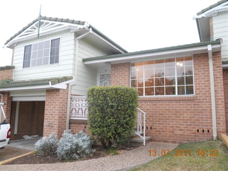 4/49 Fern Valley Road, Cardiff NSW 2285