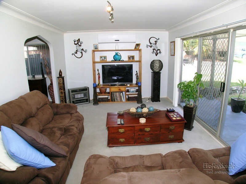 Macquarie Hills NSW 2285