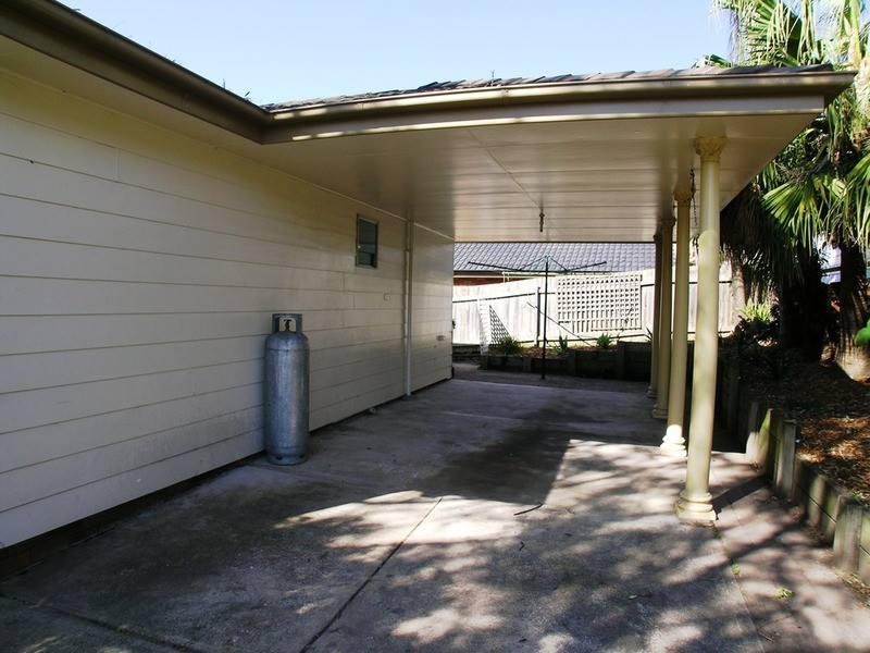 1 Valiant Avenue, Valentine NSW 2280