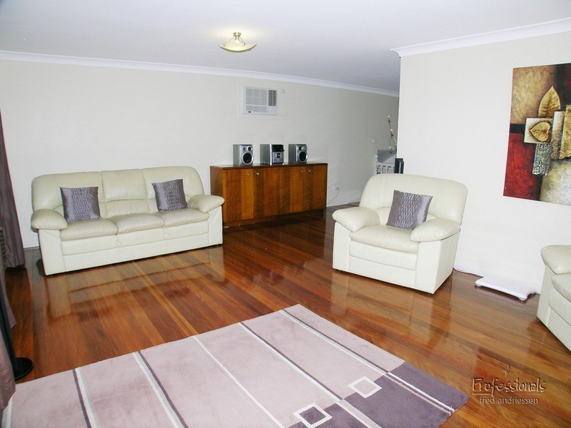 Macquarie Hills NSW 2285