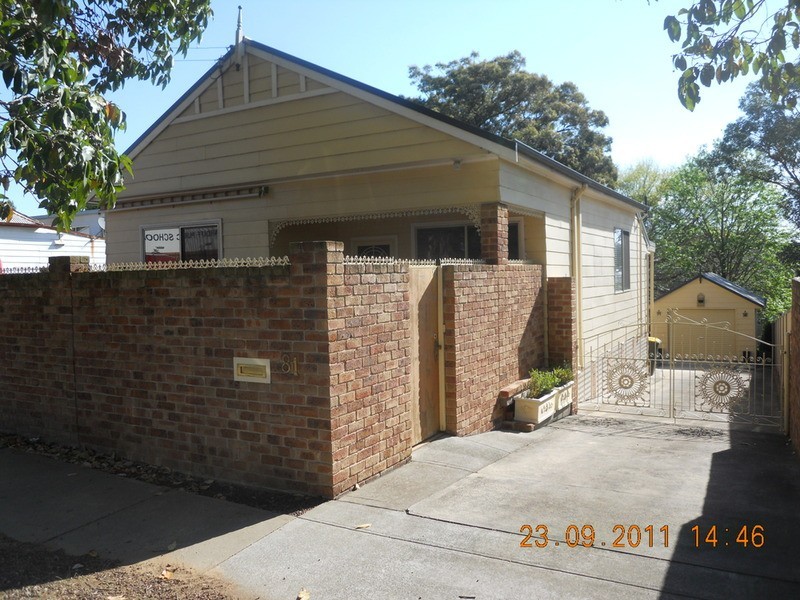 81 Macquarie Road, Cardiff NSW 2285