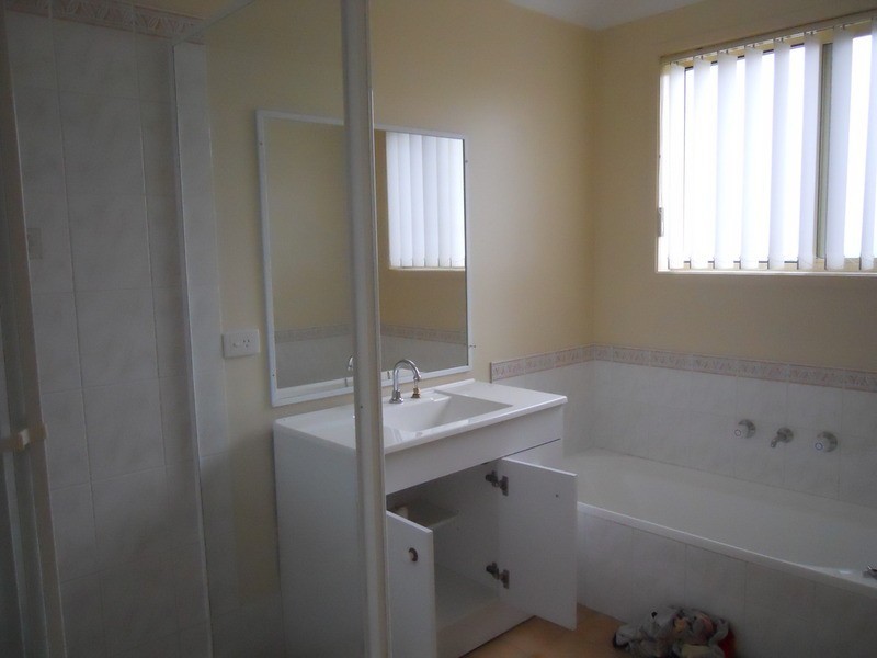 2 Toucan Close, Cameron Park NSW 2285