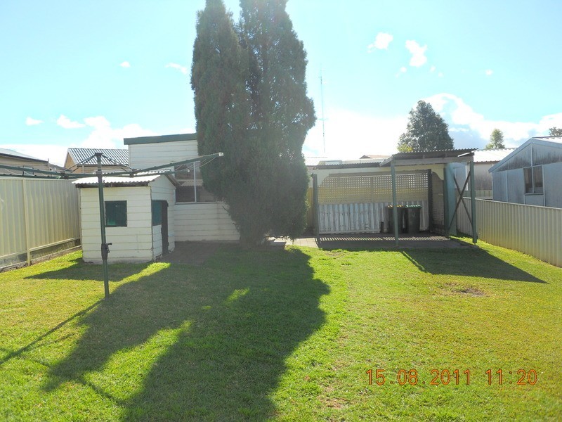 8 Croudace Road, Elermore Vale NSW 2287